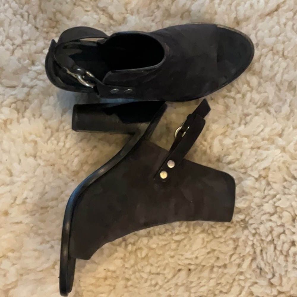 Rag and Bone black suede sandals